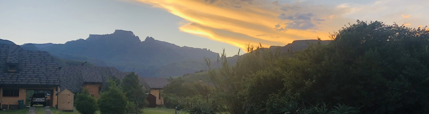 Beautiful sunset over the Drakensberg Mountains
